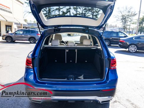 Used 2022 Mercedes-Benz GLC 300 4MATIC w/ Premium Package Lite image 16