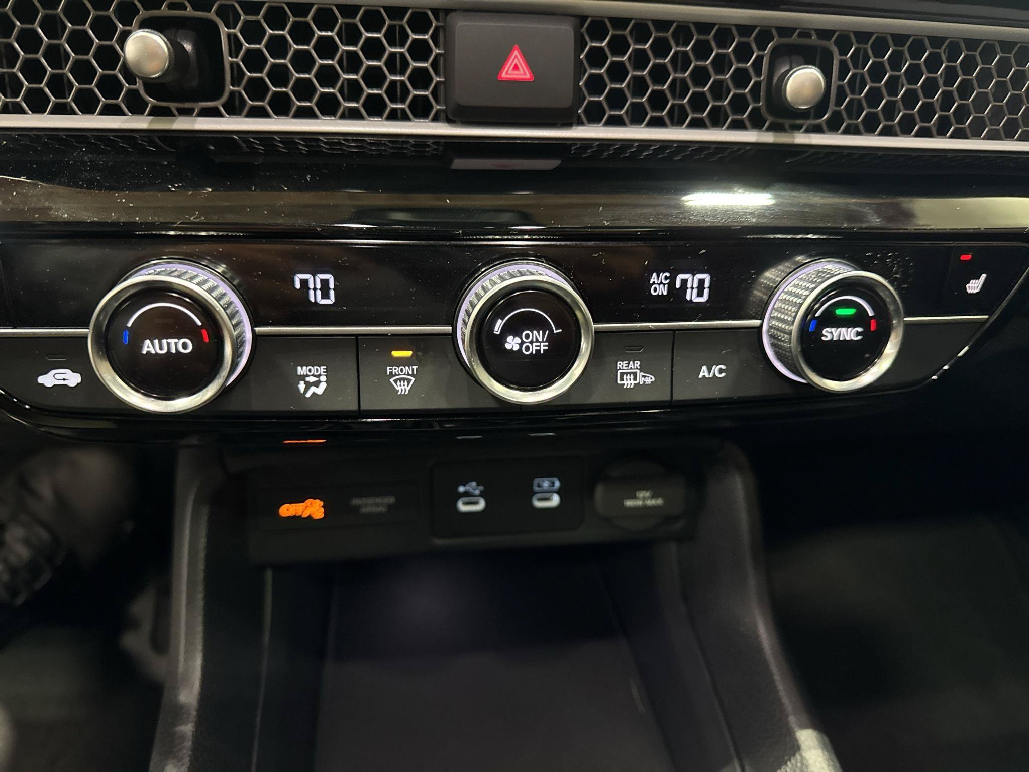 Used 2025 Honda Civic Sport image 14