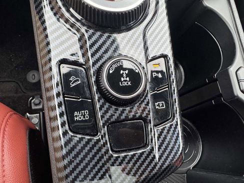 Used 2025 Kia Sportage SX Prestige image 43