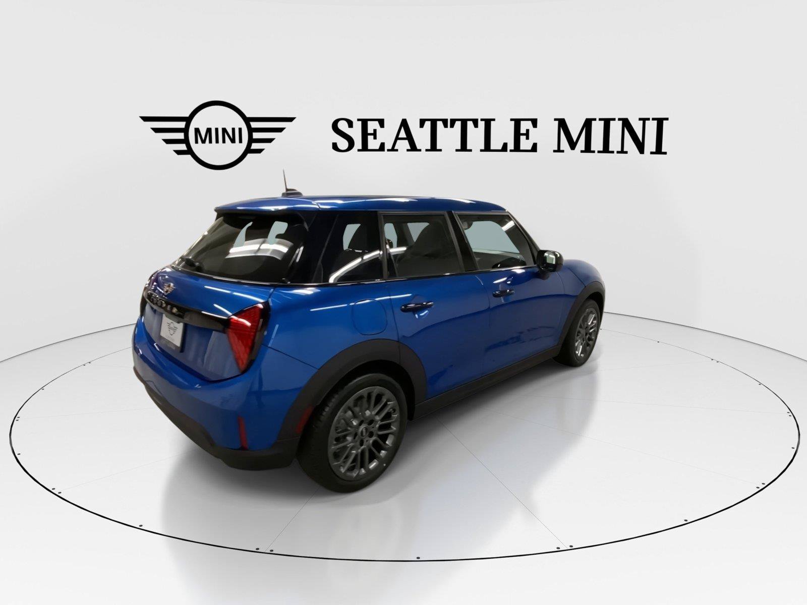 New 2026 MINI Cooper 4-Door Hardtop FWD image 11