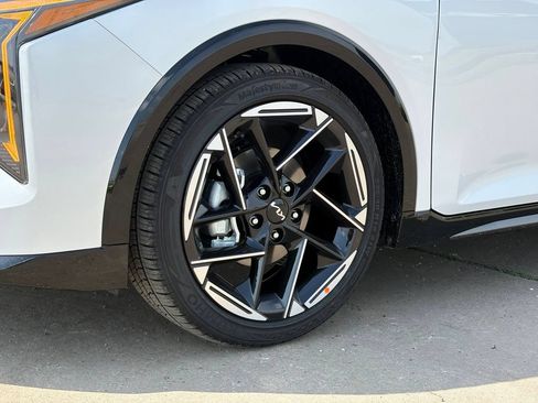 New 2026 Kia K4 GT-Line Turbo w/ GT-Line Premium Package FWD image 9