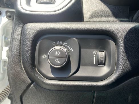 Used 2026 RAM 2500 Big Horn AWD/4WD image 20