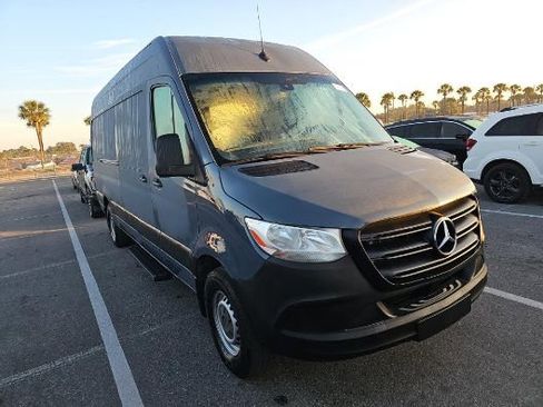 Used 2019 Mercedes-Benz Sprinter 170 image 1