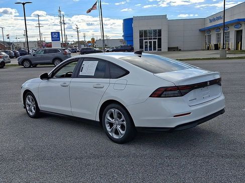 Used 2023 Honda Accord LX image 9