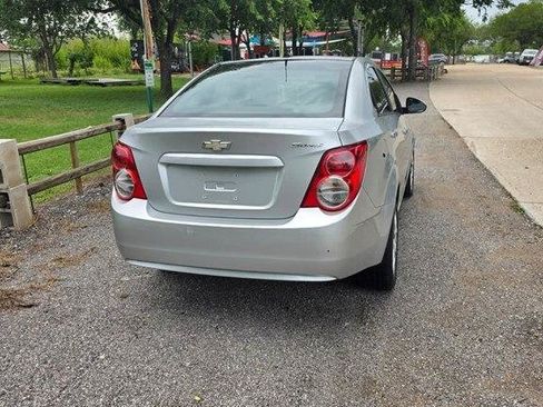 Used 2012 Chevrolet Sonic LS FWD image 5