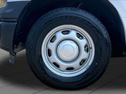 Used 2016 Ford F150 XL RWD image 9