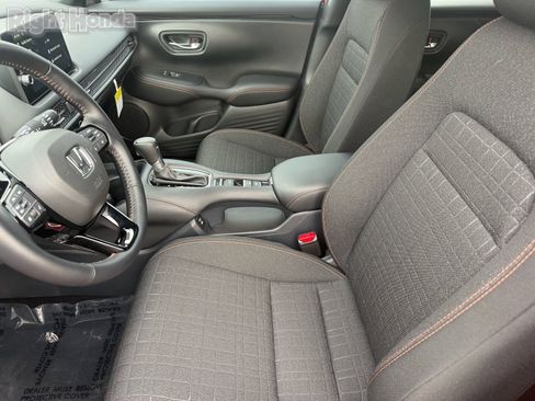 Used 2026 Honda HR-V Sport image 13