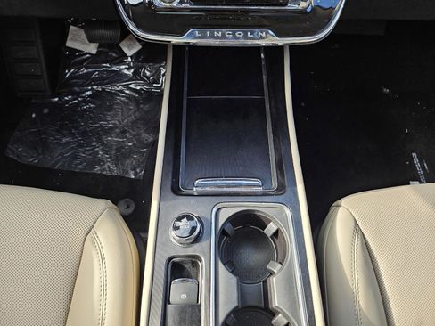 New 2025 Lincoln Corsair Reserve w/ Jet Appearance Package image 19