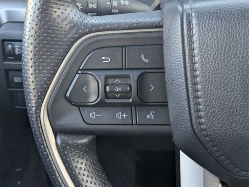 Used 2025 Toyota 4Runner SR5 image 17