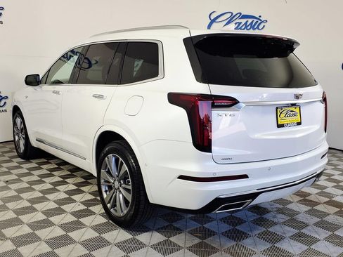 Used 2025 Cadillac XT6 Premium Luxury w/ Platinum Package AWD/4WD image 2