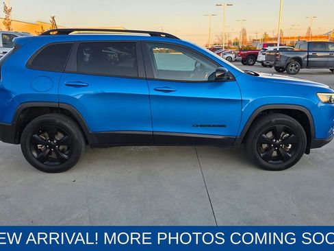Used 2023 Jeep Cherokee Altitude Lux image 6