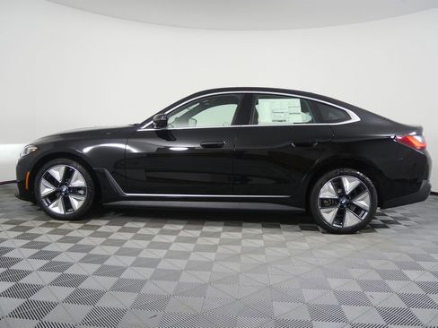 New 2026 BMW i4 eDrive40 image 6