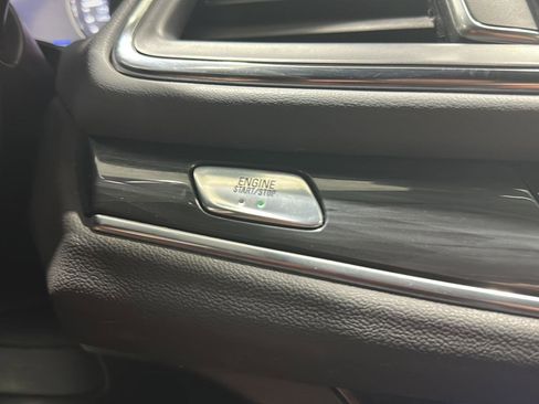 Used 2022 Buick Enclave Premium AWD/4WD image 15