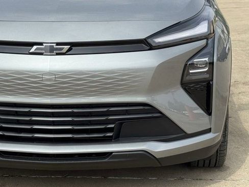 New 2027 Chevrolet Bolt LT FWD image 9