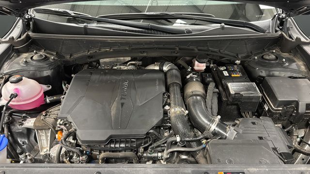 Used 2025 Hyundai Santa Cruz XRT AWD/4WD image 27