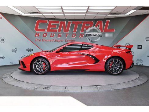 Used 2023 Chevrolet Corvette Stingray Premium Cpe w/ Battery Protection Package image 3