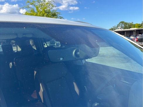 Used 2022 Volkswagen Atlas SE FWD image 12