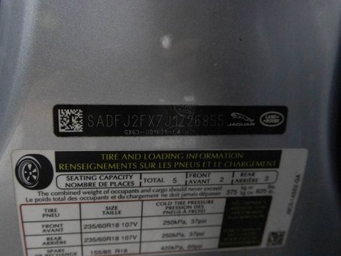 Used 2018 Jaguar E-PACE S image 44