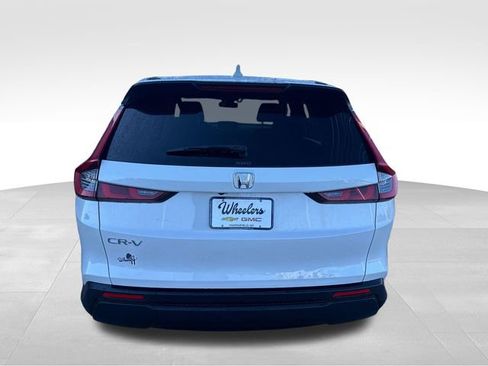Used 2025 Honda CR-V EX image 4