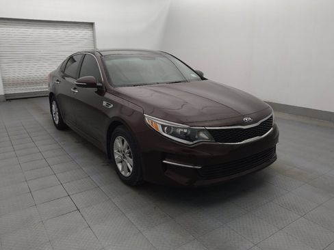 Used 2017 Kia Optima LX image 13