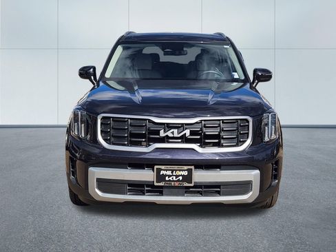 Used 2025 Kia Telluride S image 2