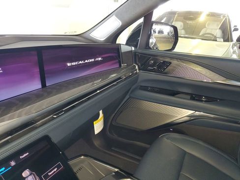 New 2026 Cadillac Escalade IQL Luxury image 20