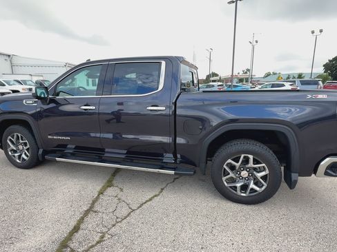 Used 2023 GMC Sierra 1500 SLT w/ SLT Premium Plus Package image 6