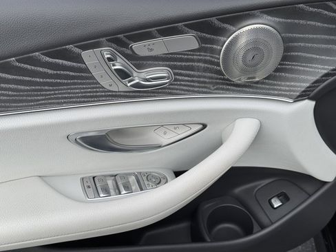 Used 2023 Mercedes-Benz E 350 Sedan image 19