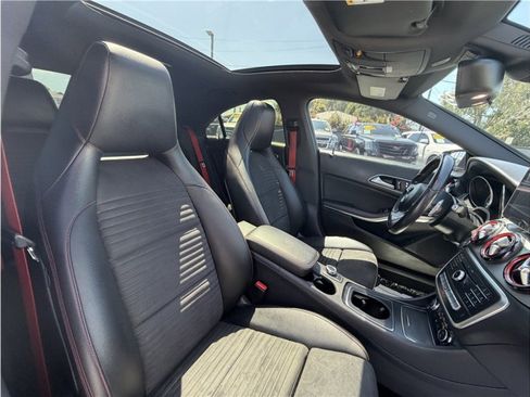 Used 2017 Mercedes-Benz CLA 250 4MATIC image 34