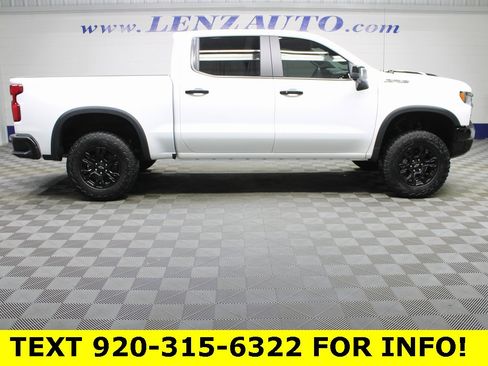 Used 2024 Chevrolet Silverado 1500 ZR2 image 2