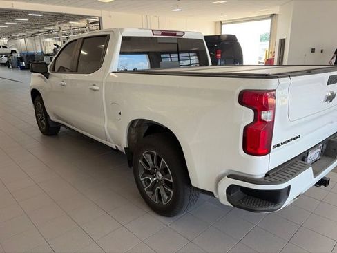 Used 2023 Chevrolet Silverado 1500 RST w/ Convenience Package II AWD/4WD image 4