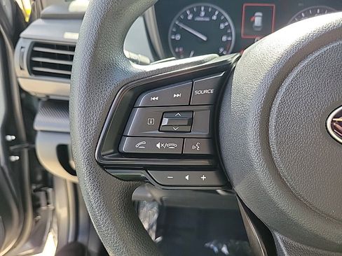 Used 2024 Subaru Crosstrek 2.0i Premium image 18