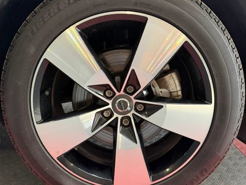 Used 2019 Volvo XC40 T5 Momentum AWD/4WD image 45