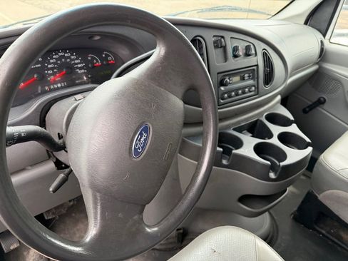 Used 2007 Ford E-250 and Econoline 250 image 10