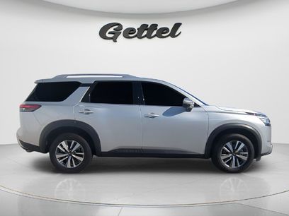 Certified 2024 Nissan Pathfinder SL