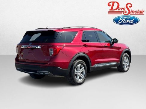 Used 2023 Ford Explorer XLT w/ Equipment Group 202A AWD/4WD image 7
