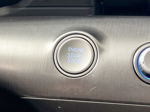 Used 2024 Hyundai Kona SEL FWD image 24