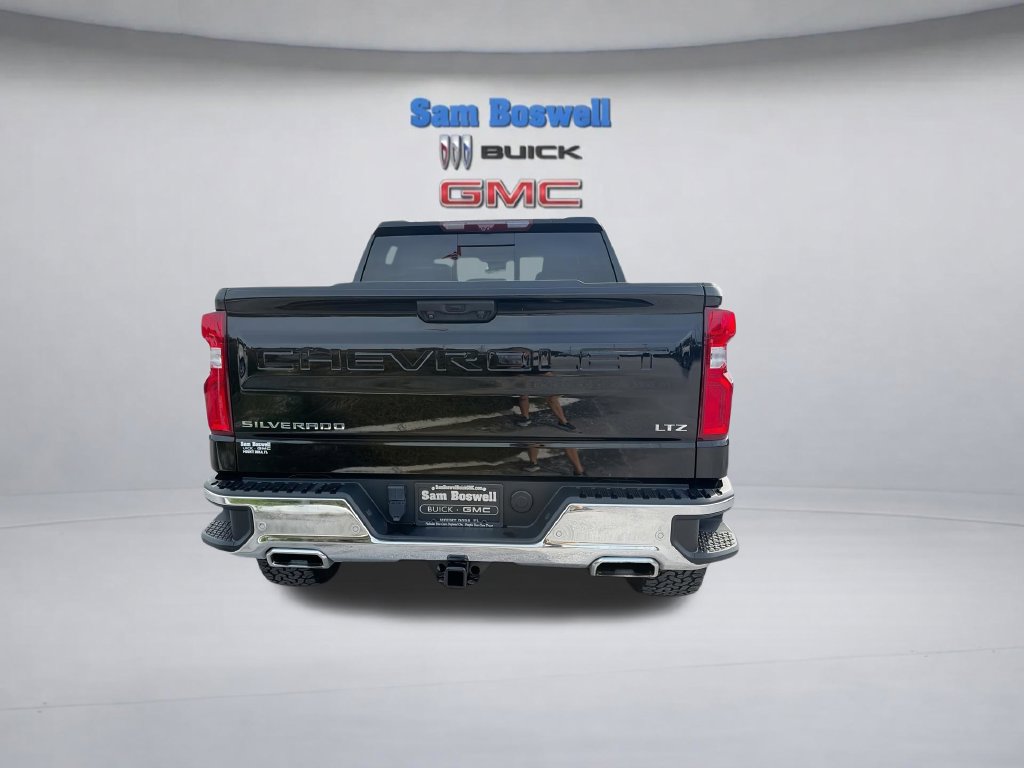 Certified 2022 Chevrolet Silverado 1500 LTZ w/ LTZ Premium Package AWD/4WD image 9