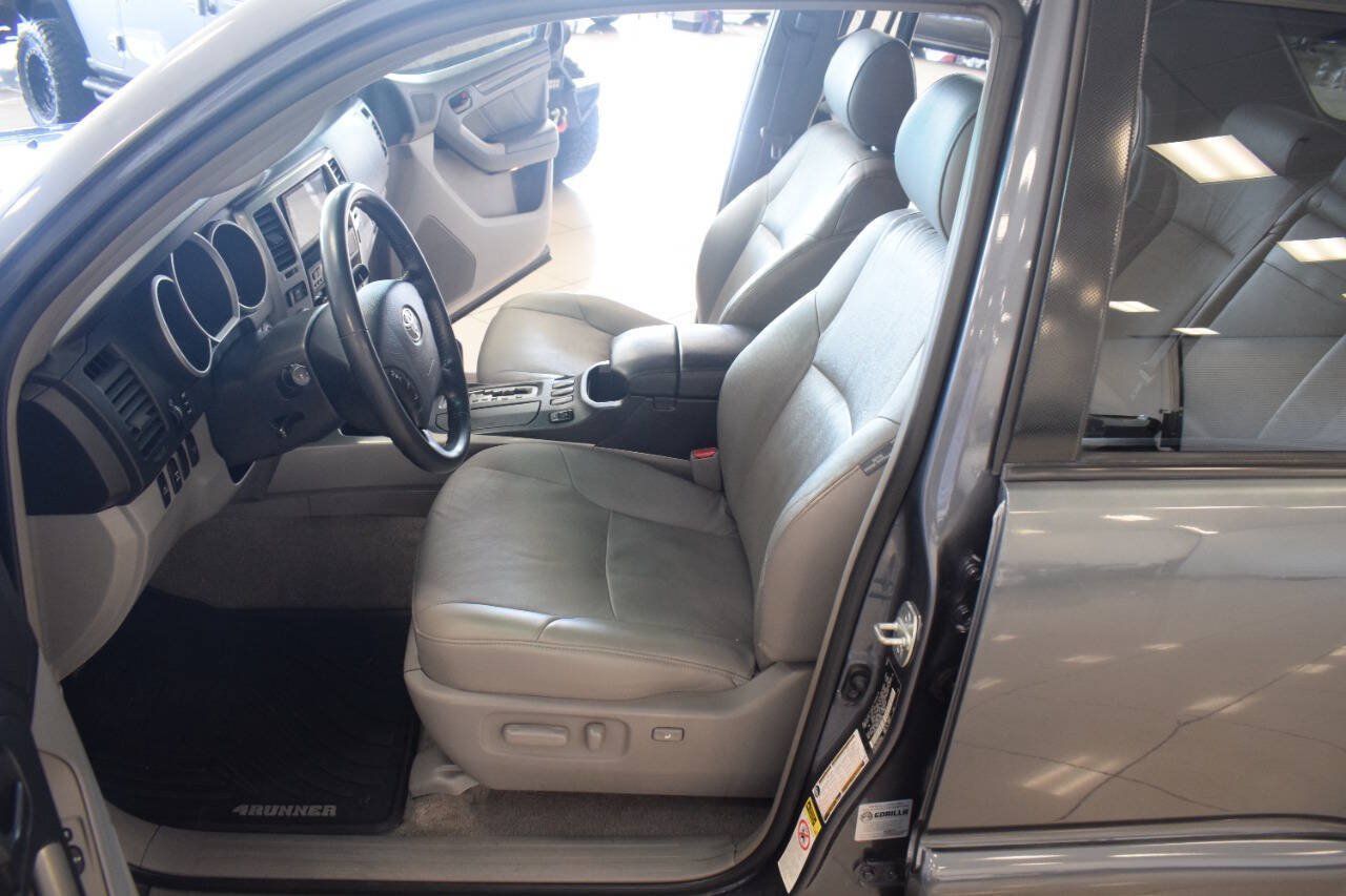 Used 2007 Toyota 4Runner Limited AWD/4WD image 57