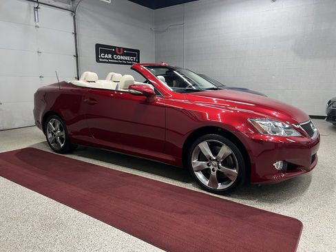 Used 2010 Lexus IS 350C image 9