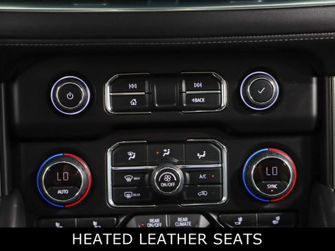 Used 2022 Chevrolet Tahoe Z71 w/ Luxury Package image 21