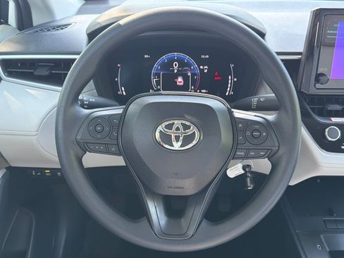 Used 2026 Toyota Corolla Cross L FWD image 23