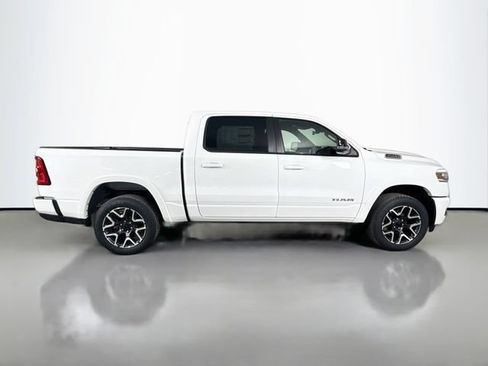 Used 2026 RAM 1500 Laramie AWD/4WD image 8