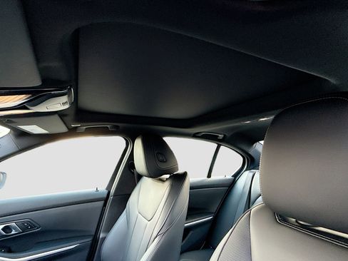 Used 2025 BMW 330i xDrive 330i xDrive image 28