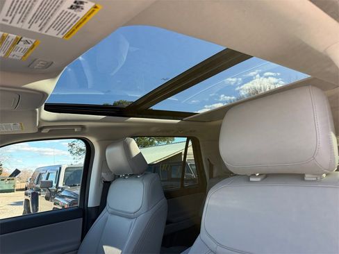 Certified 2025 Ford Expedition Max Active image 27