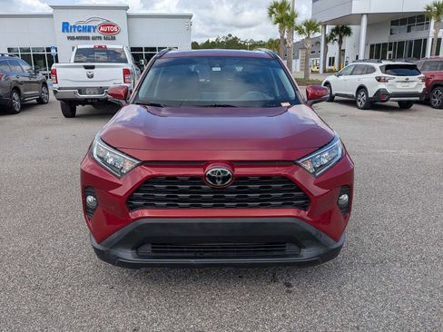 Used 2021 Toyota RAV4 XLE w/ Convenience Package FWD image 9