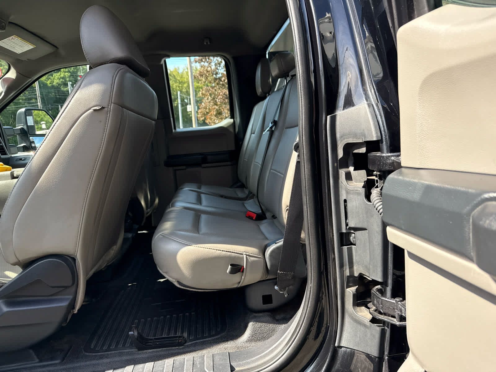 Used 2022 Ford F350 XL w/ Power Equipment Group AWD/4WD image 20