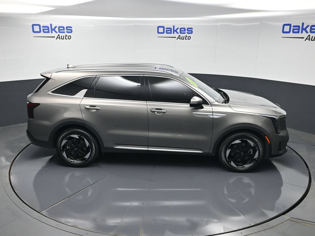 Used 2025 Kia Sorento EX AWD/4WD image 55