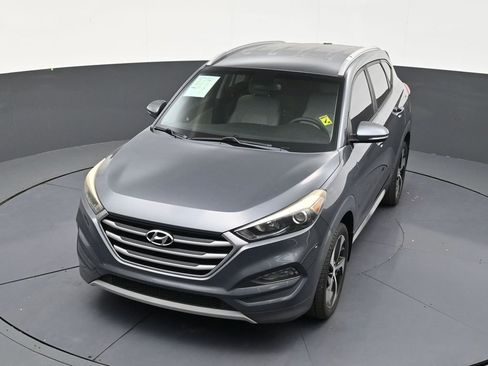 Used 2018 Hyundai Tucson Sport FWD image 19