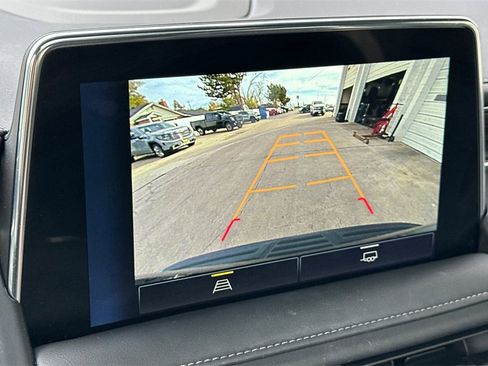 Used 2024 Chevrolet Tahoe Z71 image 22